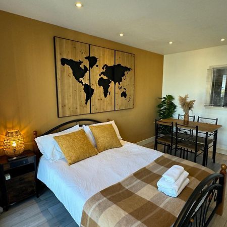 Cozy Flat With Balcony Apartment London Exterior photo
